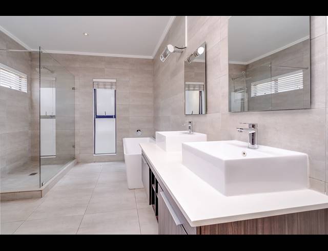 4 BEDROOM CLUSTER FOR SALE IN BRYANSTON